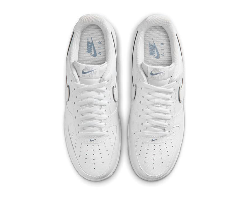 Nike Air Force 1 07 LV8 White Metallic — vista tre quarti