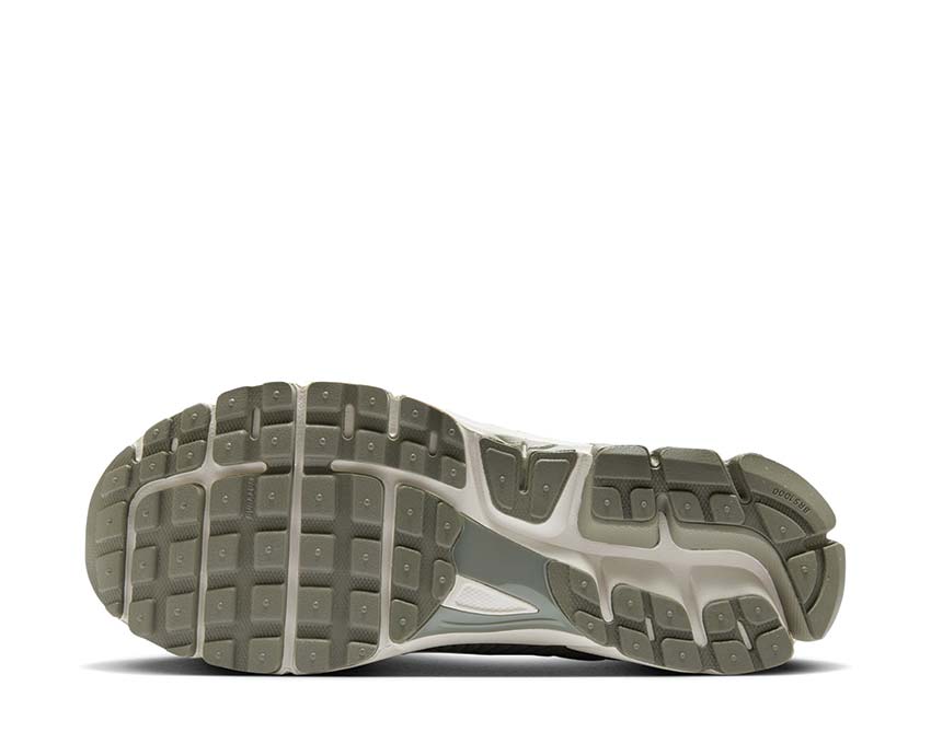 Nike Zoom Vomero 5 Dark Stucco / Phantom - Lt Smoke Grey HF1553-002