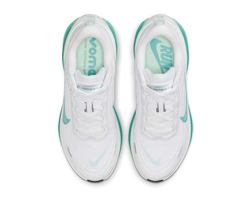 Nike Vomero Plus W "Bleached Turquoise"