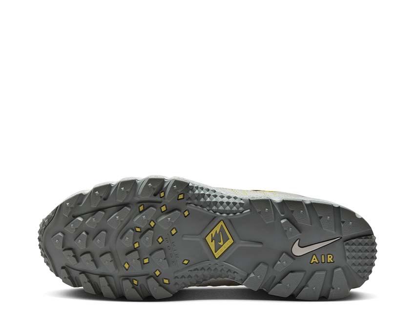 Air Humara Light Bone / High Voltage - Smoke Grey FQ2443-001