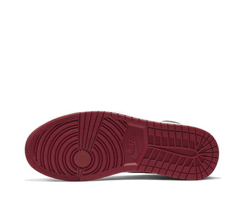 Air Jordan 1 Retro High OG Black / Gym Red - White 555088-062