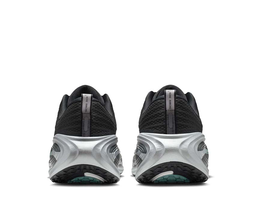 Nike Vomero Plus "Anthracite"