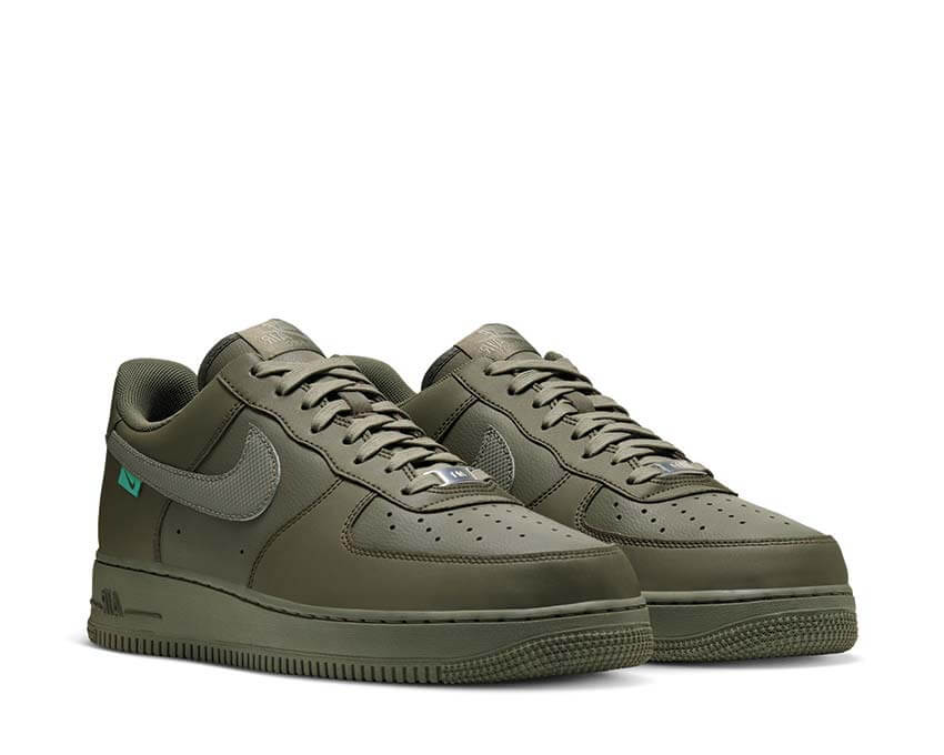Nike Air Force 1 '07 Tech Ess "Tarp Green/Light Army" - sneakers homme - vue 4