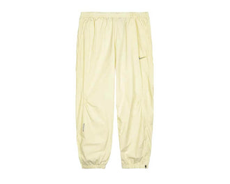 Nike NOCTA Northstar Nylon Track Pants FN7668-744 — pantalón chándal nylon NOCTA x Nike alabaster hombre