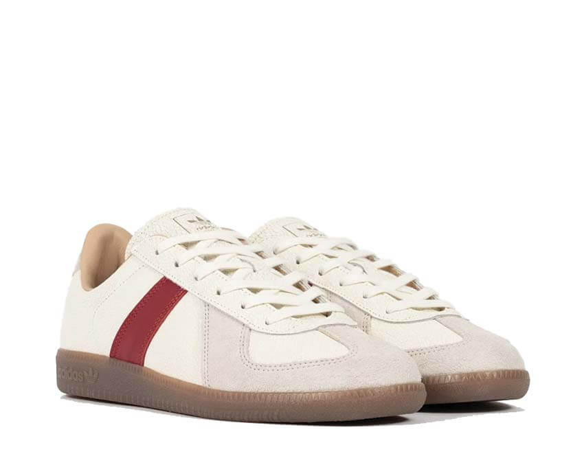 Adidas BW Army Victory Red vista laterale — tomaia in pelle rossa brillante stile militare
