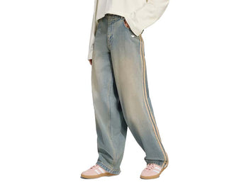 Adidas Premium Essentials Denim Pant vista trasera — corte talle alto mujer