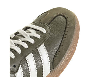 Adidas Samba OG Dark Khaki vista laterale — profilo iconico