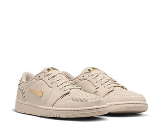 Jordan Air Jordan 1 Low Method Of Make W Legend LT Brown Metallic Gold vista laterale — pelle dorata