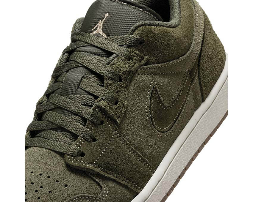 Air Jordan 1 Low SE Craft Cargo Khaki vista laterale — pelle kaki retro basketball