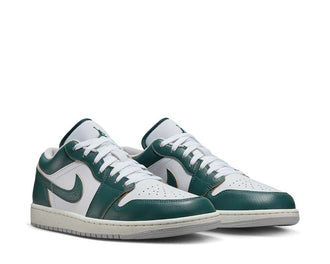 Jordan Air Jordan 1 Low SE Oxidized Green White vista laterale — pelle verde uomo