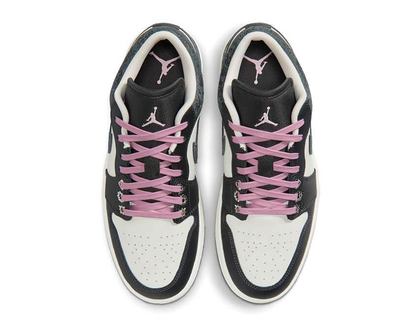 Air Jordan 1 Low SE W Iced Carmine suola — gomma rosso carminio basketball donna