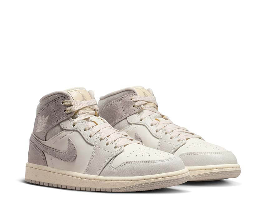 Air Jordan 1 Mid SE W IB7010-001
