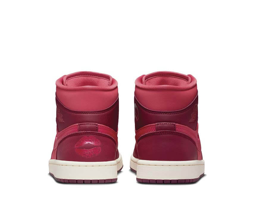 Air Jordan 1 Mid SE W IB7018-600