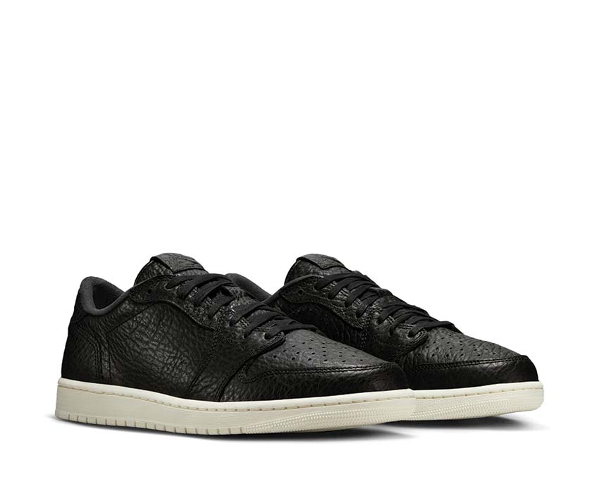  Air Jordan 1 Retro Low Black / Black - Sail 848775-005 