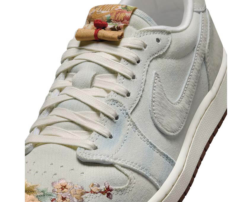 Air Jordan 1 Retro Low OG IQ1108-011