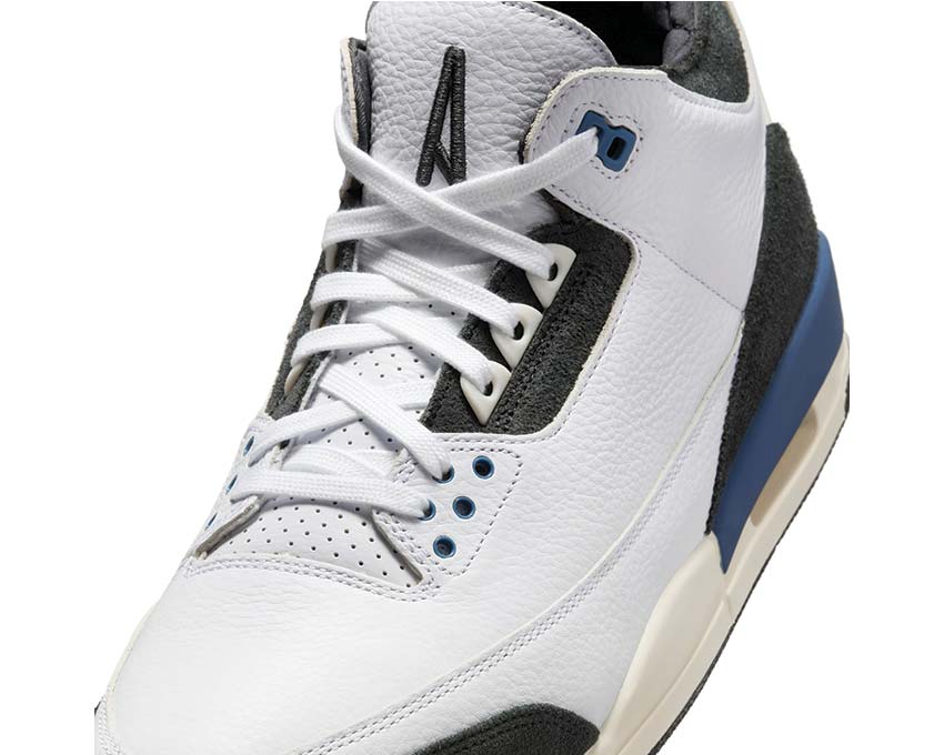  Air Jordan 3 Retro x A Ma Maniére  White / Diffused Blue - Anthracite HV8571-100