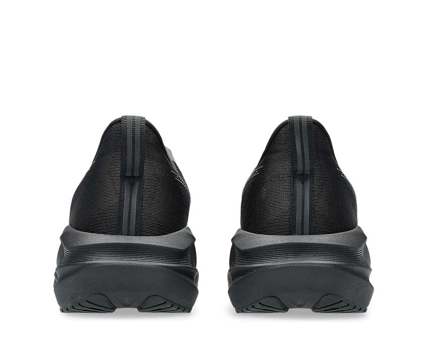 Asics Novablast 5 Black / Carrier Grey 1011B974-002