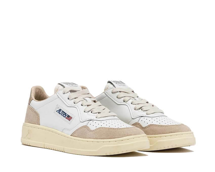 Autry Medalist Low AULWLS75