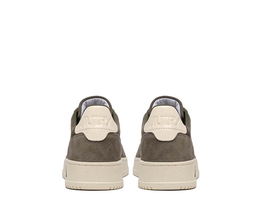 Autry Medalist Low Mistletoe / Off White Suede AULMUH04