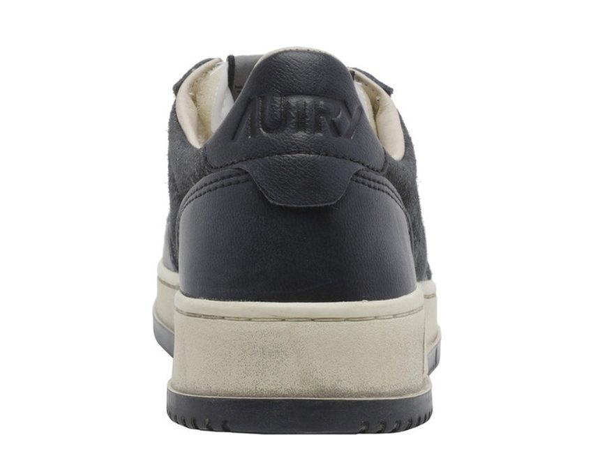 Autry Super Vintage Low "Padded Black"