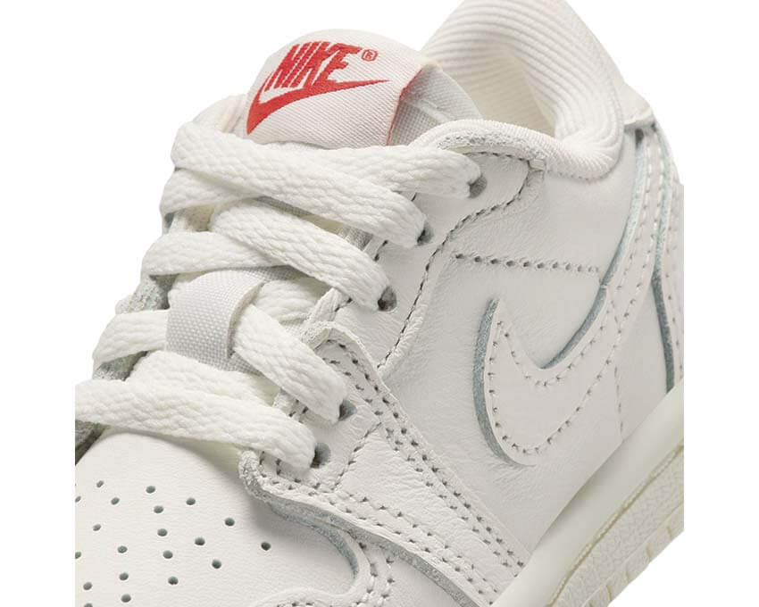 Jordan 1 Retro Low OG TD HQ6997-100