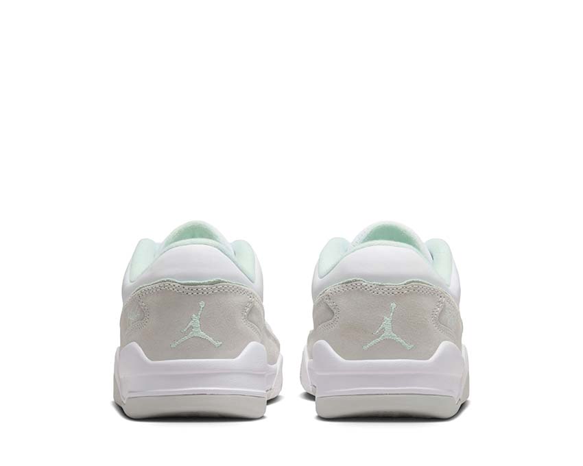 Jordan Flight Court W White / Igloo - Pure Platinum  FZ9854-105 