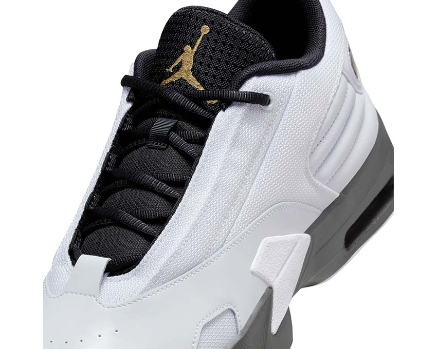 Jordan Max Aura 6 White / Metallic Gold - Black FQ8298-101