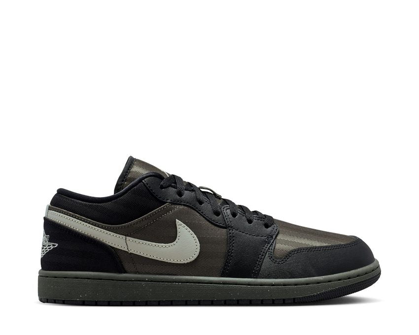 Air Jordan 1 Low Se "Newsprint"