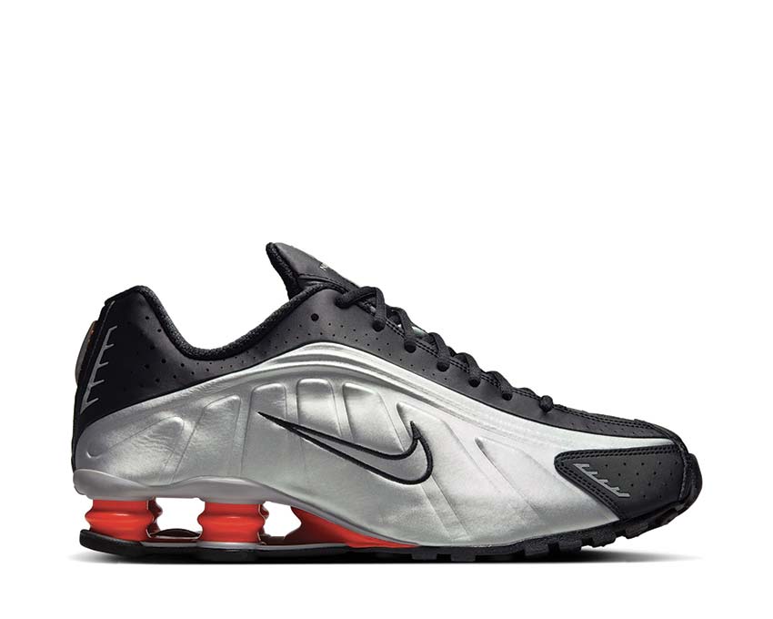 NIke Shox R4 Metallic Silver / Metallic Silver - Black HQ1988-002