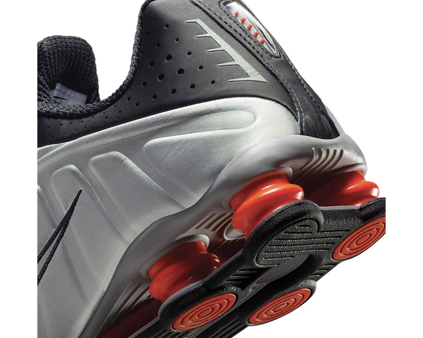 NIke Shox R4 Metallic Silver / Metallic Silver - Black HQ1988-002