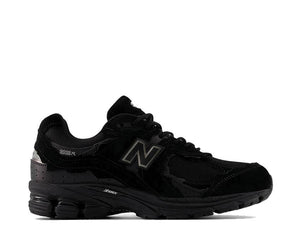 New Balance 2002 GORE-TEX Black — zapatilla unisex impermeable negra