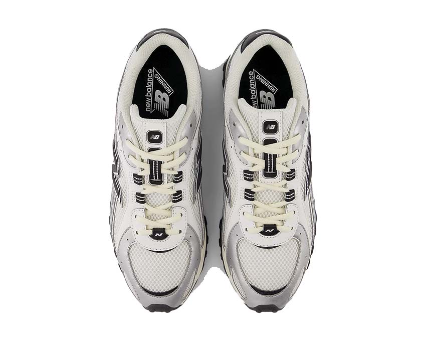 New Balance 204L Silver Metallic U204LSWD