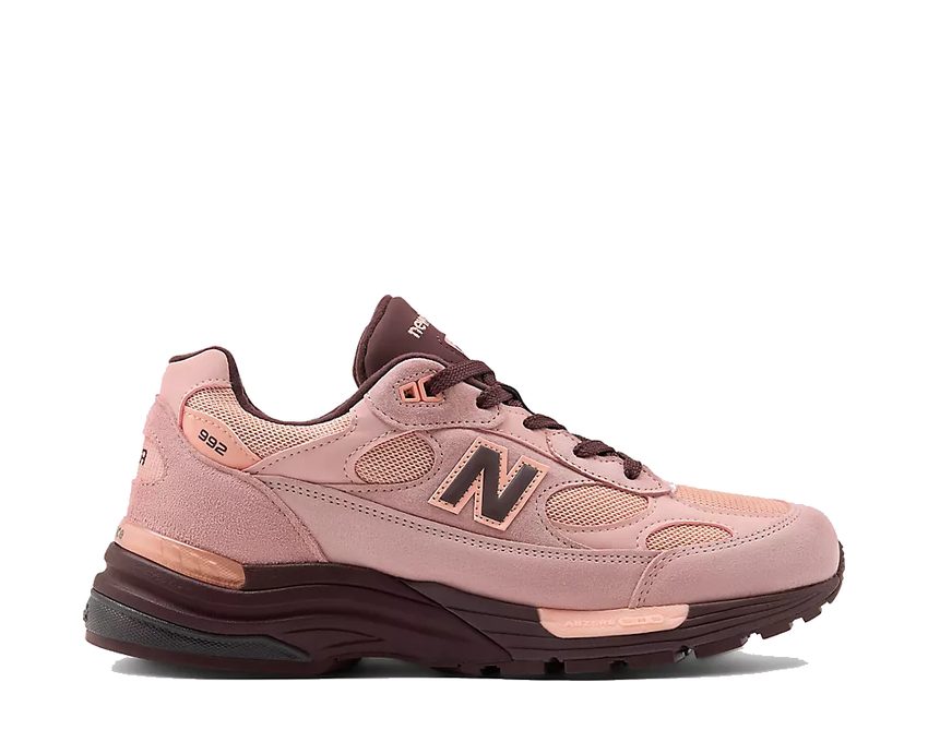 New Balance Made in USA 992 "Pink Chalk"