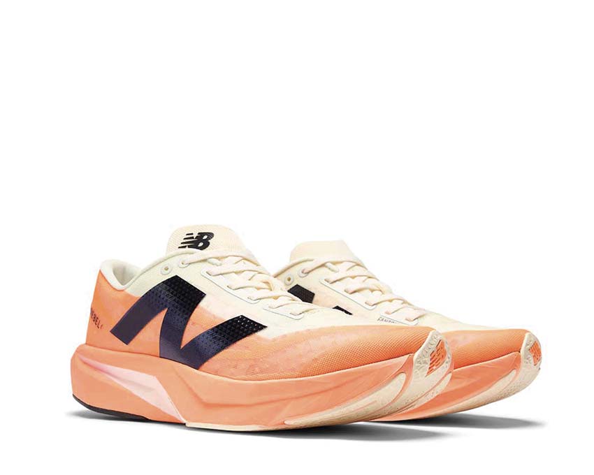 New Balance FuelCell Rebel V4 Hot Mango / Angora WFCXCC4
