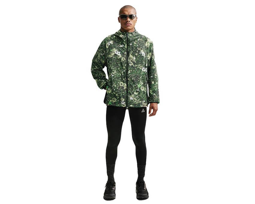 Nike ACG Five Towers Jacket vista posteriore — giacca escursionismo leggera ACG uomo