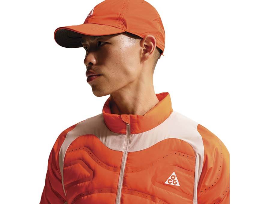 Nike ACG Lava Loft Safety Orange dettaglio — imbottitura termica arancione ACG outdoor