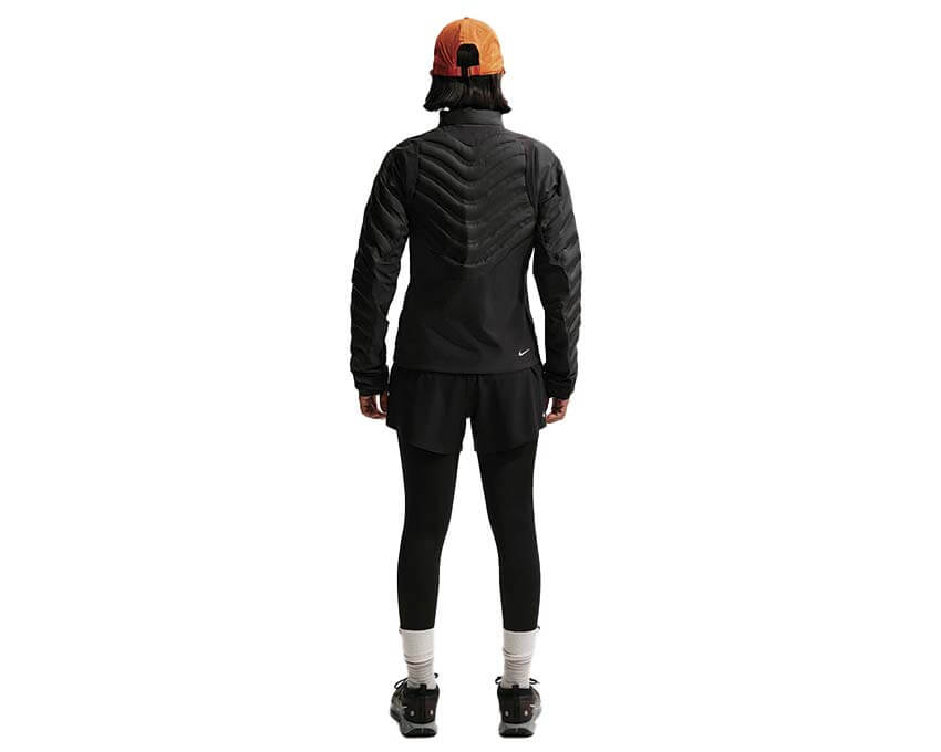 Nike ACG Lava Loft W Black dettaglio — imbottitura termica nera donna outdoor