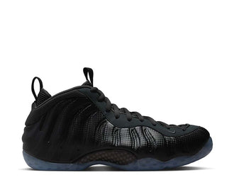 Nike Air Foamposite One Black HF2902-002 — sneaker homme tout noir iconique sur noirfonce.eu