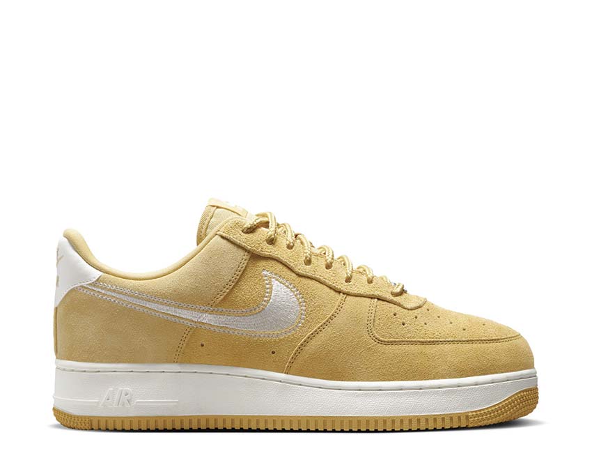 Nike Air Force 1 '07 LV8 Buff Gold / Sail HJ4465-700
