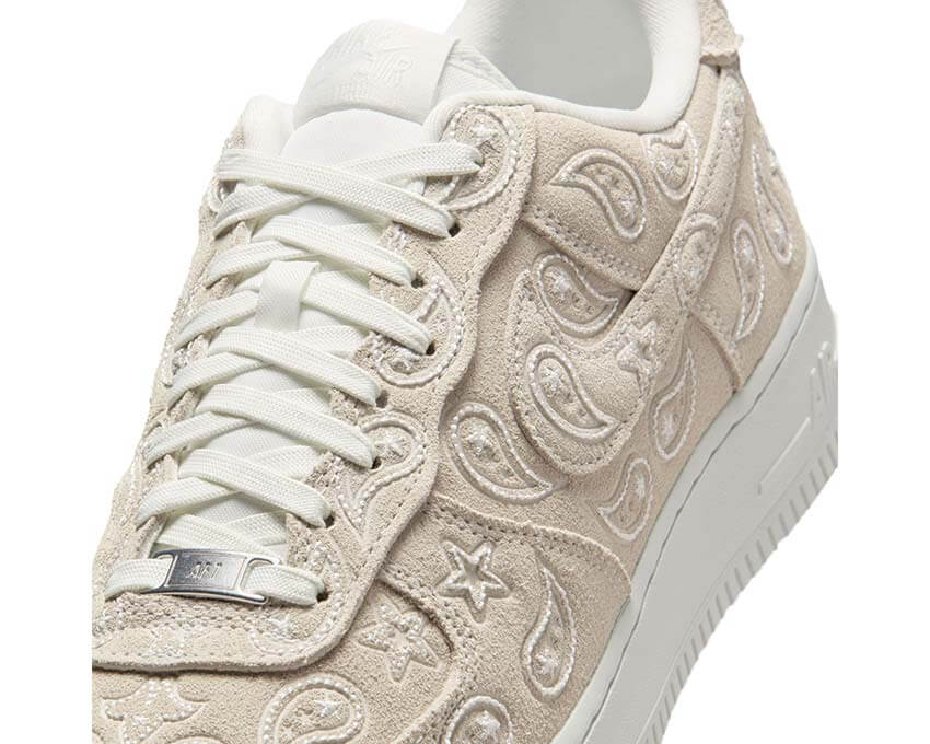 Nike Air Force 1 '07 Lv8 IU2363-100