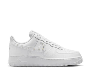 Nike Air Force 1 '07 W "Pearl Swoosh" IU7557-100 — Damen-AF1 Perlweiß nacrierter Swoosh