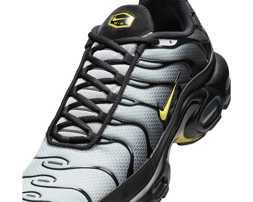 Nike Air Max Plus Black / Opti Yellow - Wolf Grey DM0032-012
