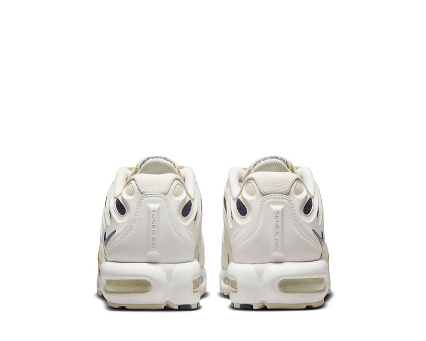 Nike Air Max Plus Drift FZ4748-100