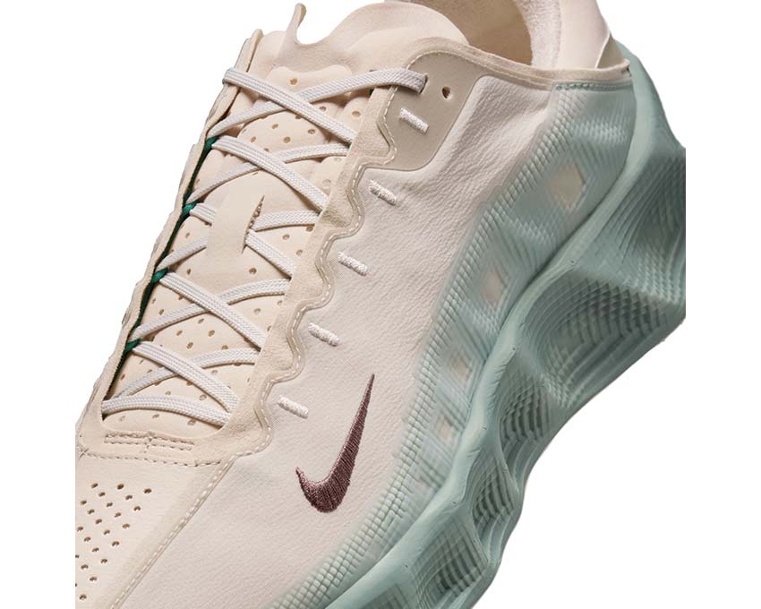 Nike Ava Rover DX4215-100