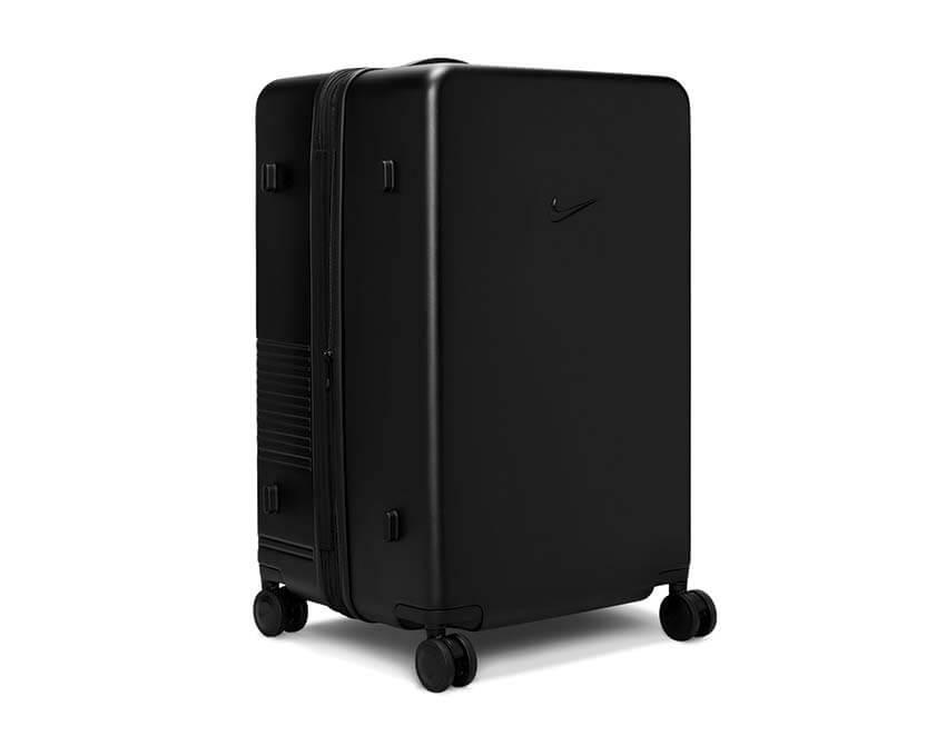 Nike Carry-On Hardshell Luggage HV8584-010