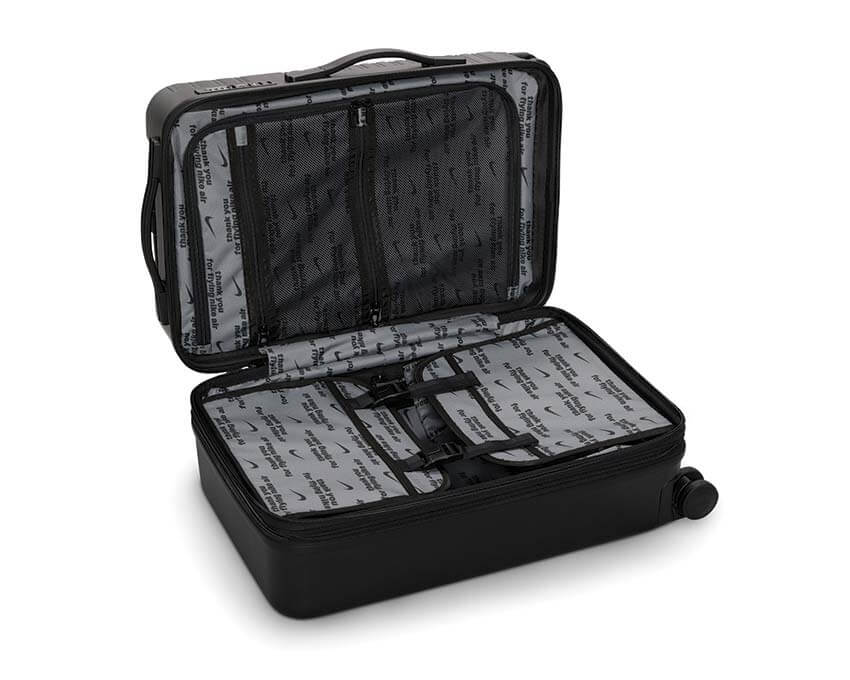 Nike Carry-On Hardshell Luggage HV8584-010