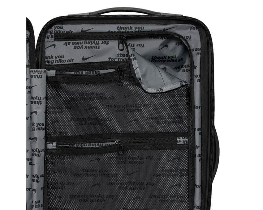 Nike Carry-On Hardshell Luggage HV8584-010
