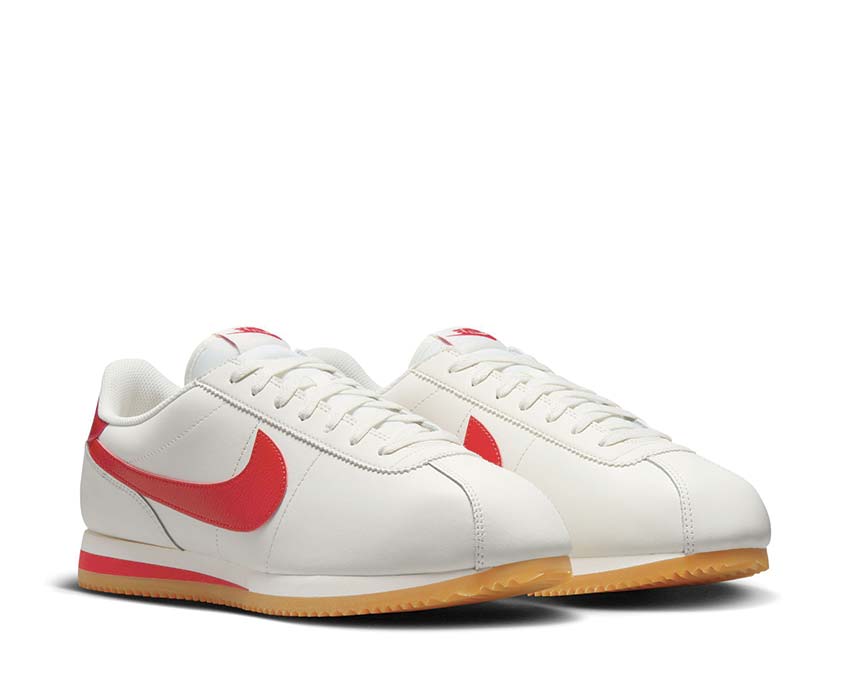 Nike Cortez Sail / University Red - Gum Yellow DM4044-110