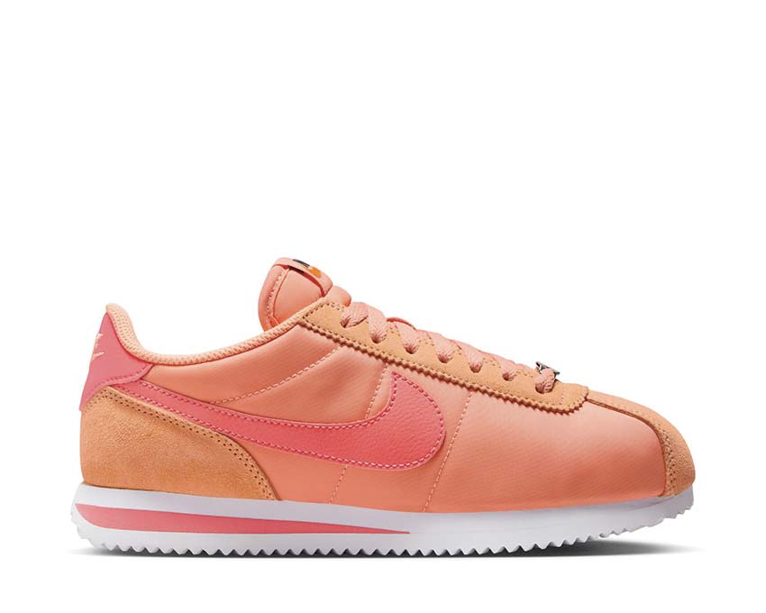 Nike Cortez Textile Apricot Agate / Magic Ember - White DZ2795-800