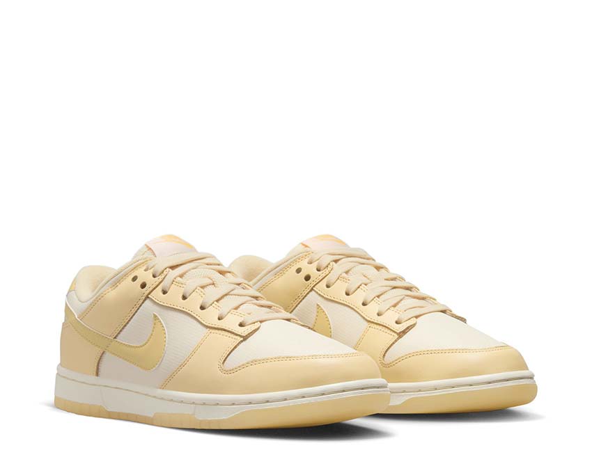 Nike Dunk Low W Muslin / Team Gold - Pale Ivory - Laser Orange FZ2552-100